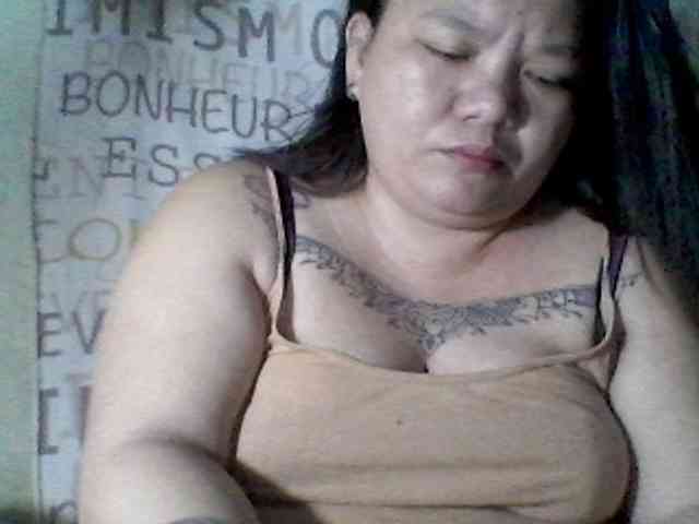 sweetasian33 webcam