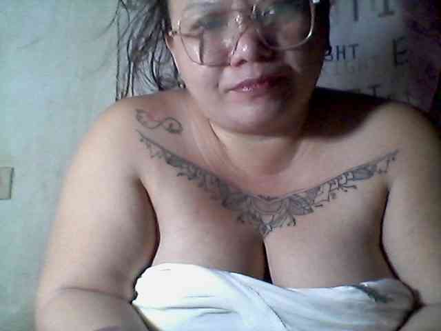 sweetasian33 webcam
