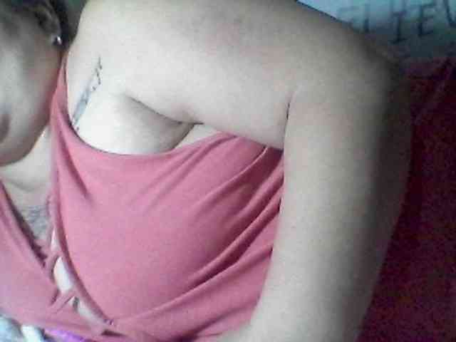 sweetasian33 webcam