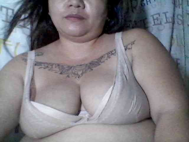 sweetasian33 webcam