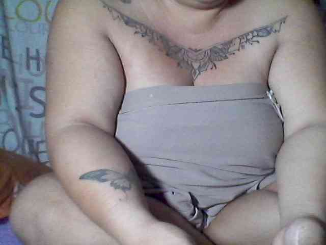 sweetasian33 webcam