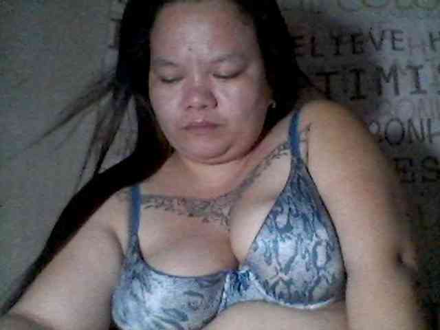 sweetasian33 Live Webcam on BongaCams