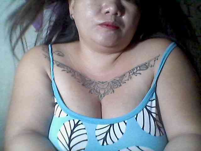 sweetasian33 webcam