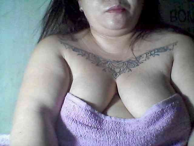 sweetasian33 webcam