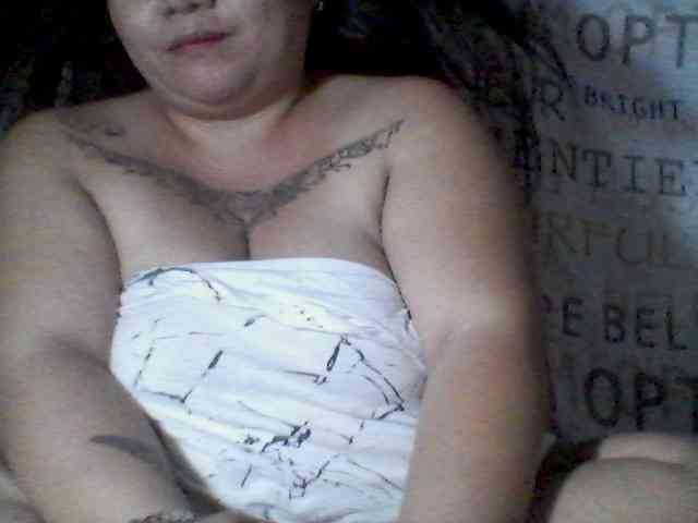 sweetasian33 webcam