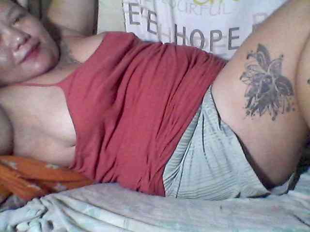 sweetasian33 webcam
