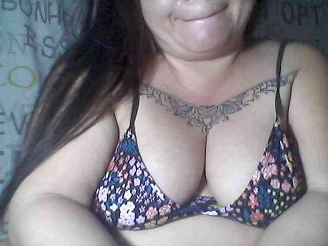sweetasian33 webcam