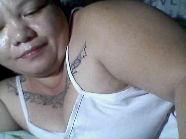 sweetasian33 webcam