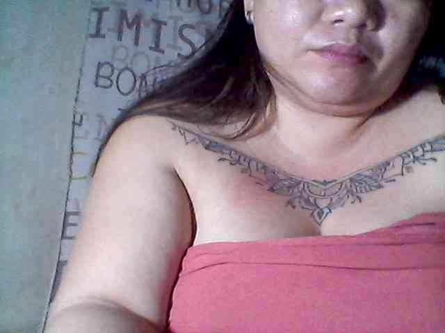 sweetasian33 webcam