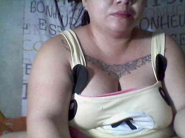sweetasian33 webcam