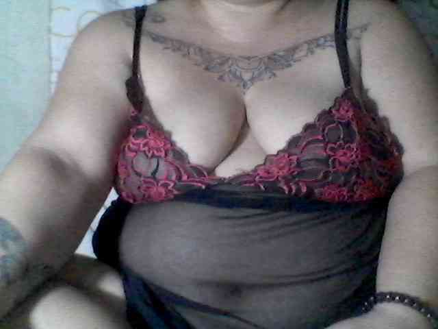 sweetasian33 webcam