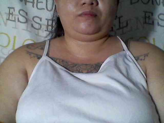 sweetasian33 webcam