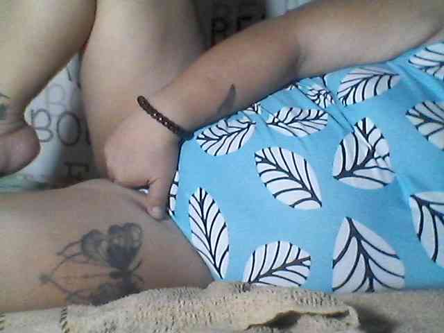 sweetasian33 webcam