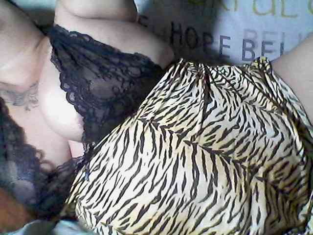sweetasian33 webcam