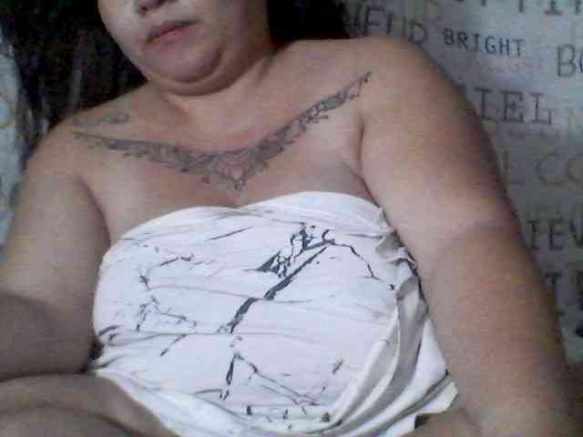 sweetasian33 webcam