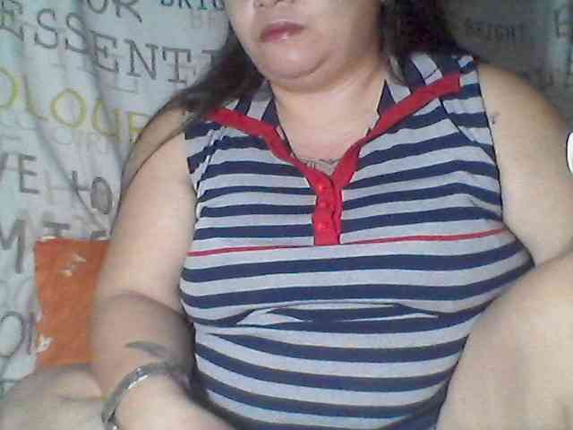 sweetasian33 webcam