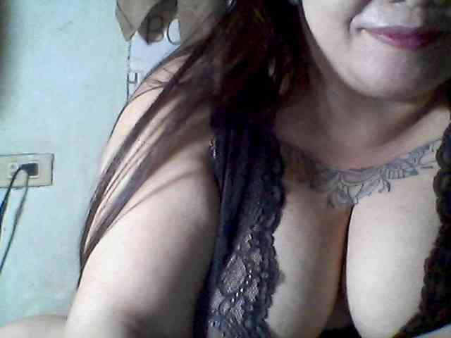 sweetasian33 webcam