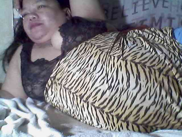 sweetasian33 webcam