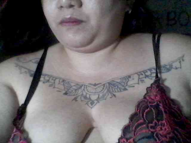 sweetasian33 webcam