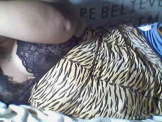 sweetasian33 webcam