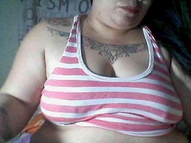 sweetasian33 webcam