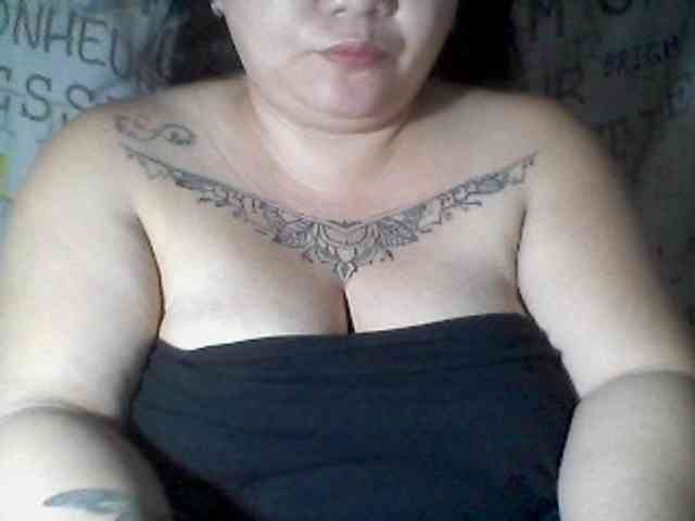 sweetasian33 webcam
