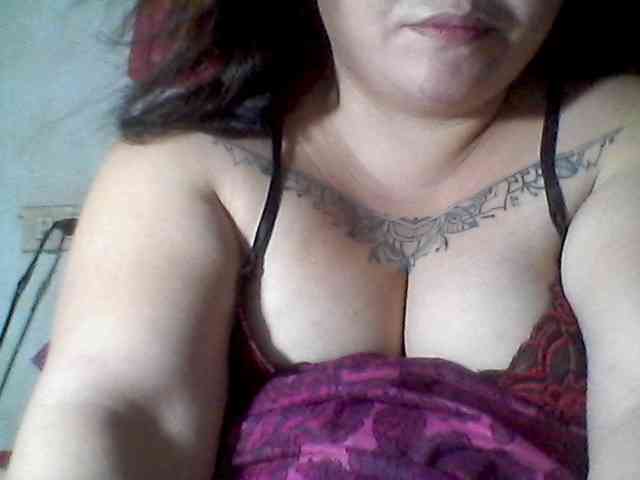 sweetasian33 webcam