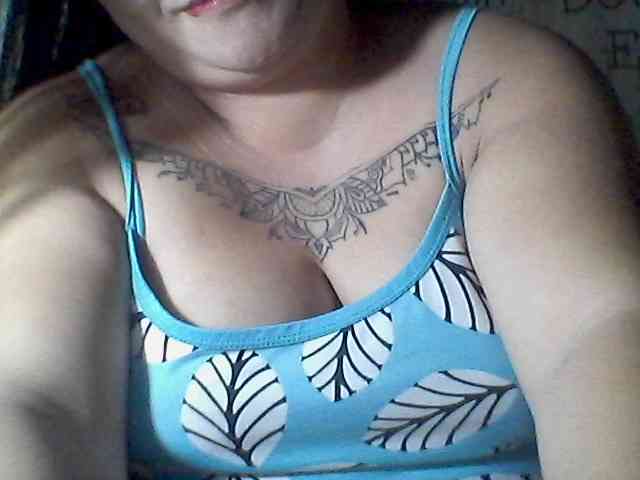sweetasian33 webcam