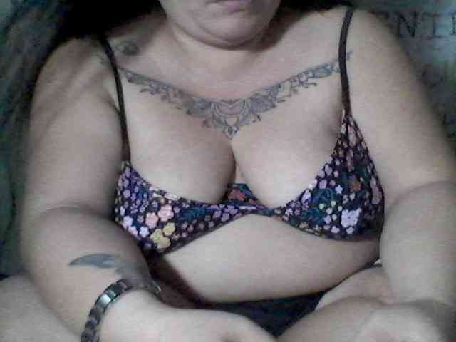 sweetasian33 webcam