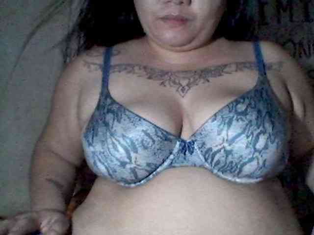 sweetasian33 webcam