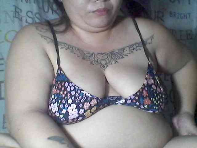 sweetasian33