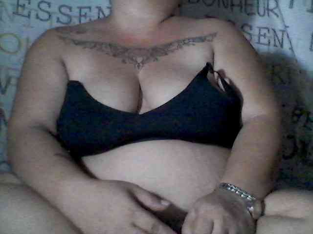sweetasian33 webcam