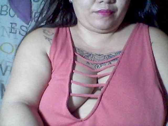 sweetasian33 webcam
