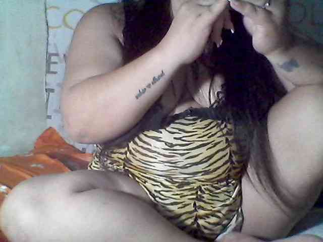 sweetasian33 webcam