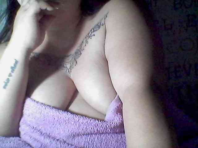 sweetasian33 webcam