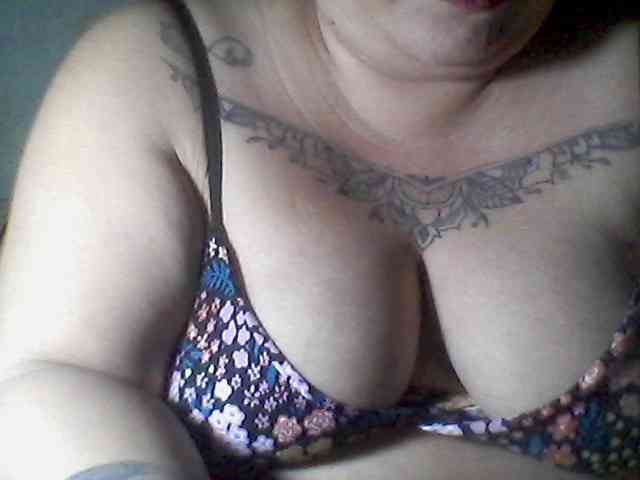 sweetasian33 webcam