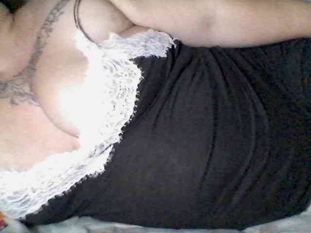sweetasian33 webcam