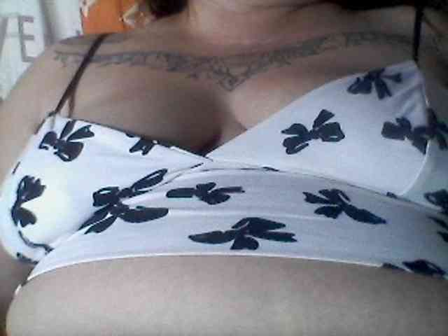 sweetasian33 webcam