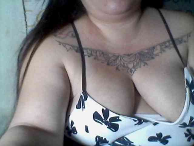 sweetasian33