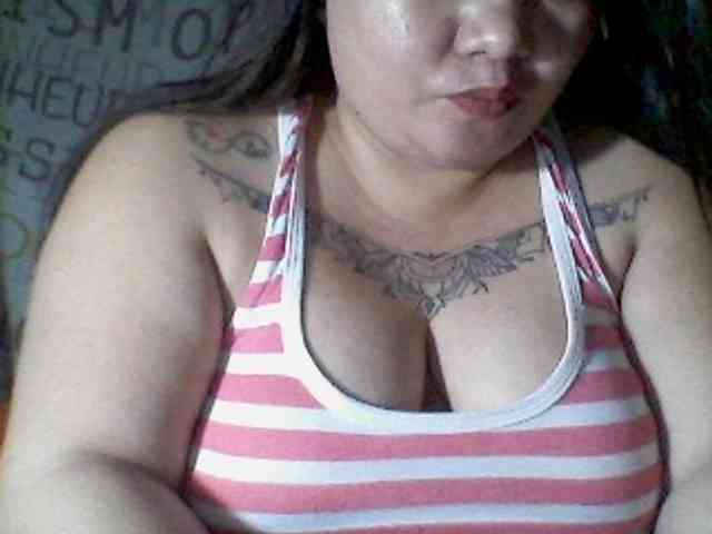 sweetasian33 webcam
