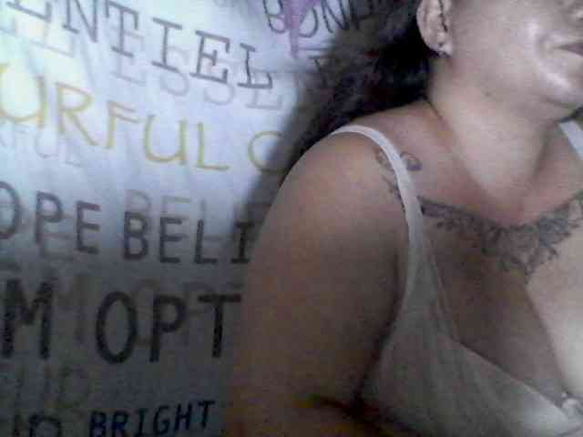 sweetasian33 webcam