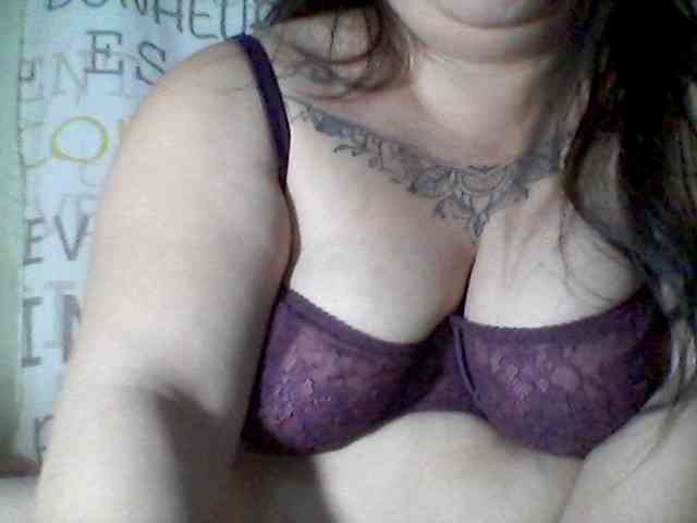 sweetasian33 webcam