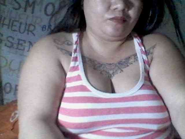sweetasian33 webcam