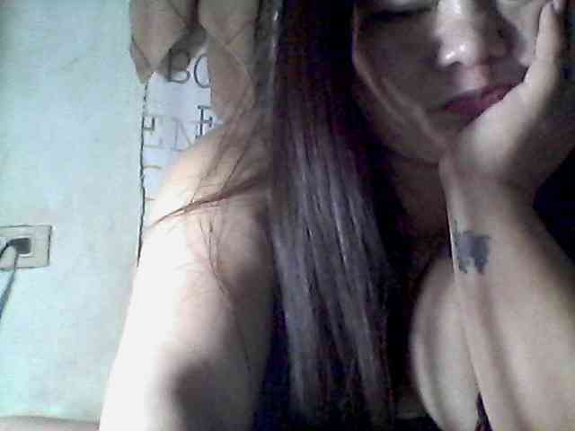 sweetasian33 webcam
