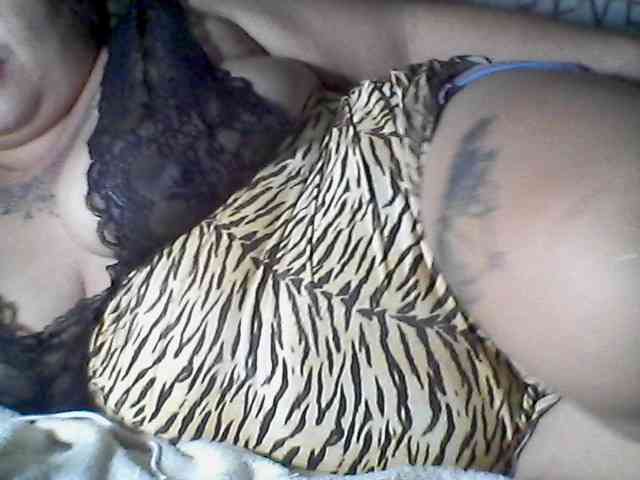 sweetasian33 webcam