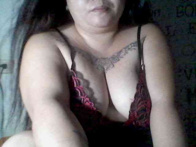 sweetasian33 webcam