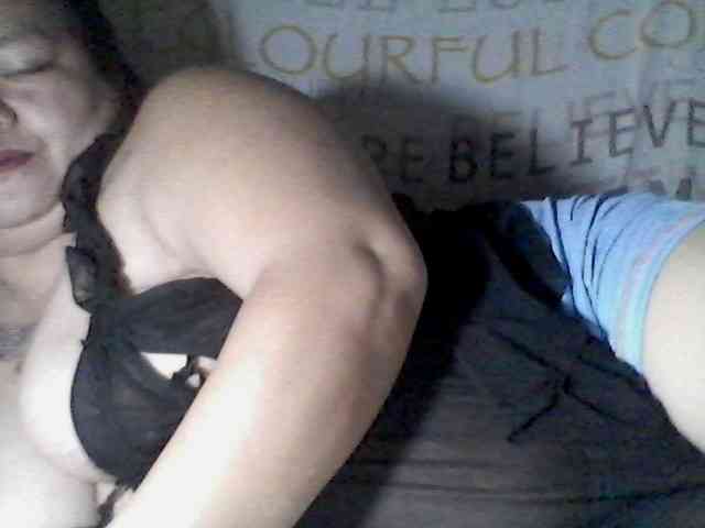 sweetasian33 webcam