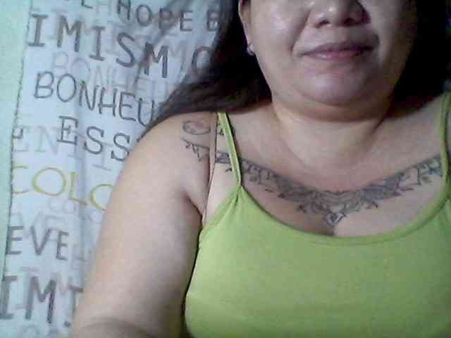 sweetasian33 webcam