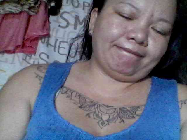 sweetasian33 webcam