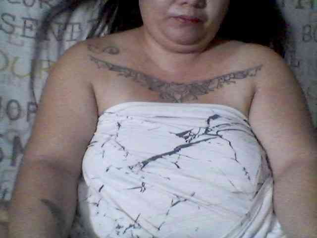 sweetasian33 webcam